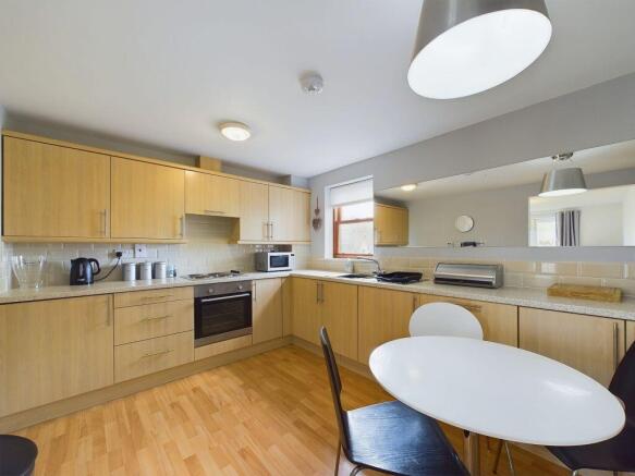 2 bed Apartment for sale Image 9