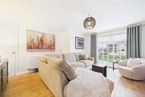 14, Haig Drive, Glasgow G69 7JW