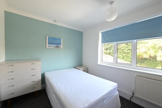 6 bed Detached for sale Image 11