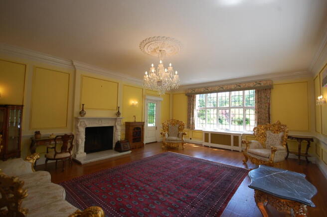 SITTING ROOM