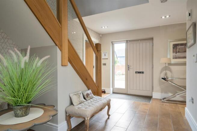 6 Hall Farm Court_032.jpg