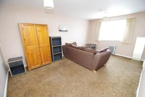 3, Purbeck House, Crusader Way, Watford WD18 6GP