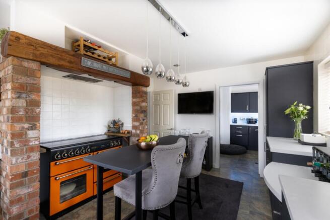 Breakfast Kitchen Utility Room