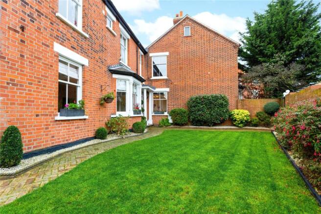 Lawned Garden