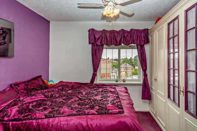 3 bed Semi-Detached for sale Image 10