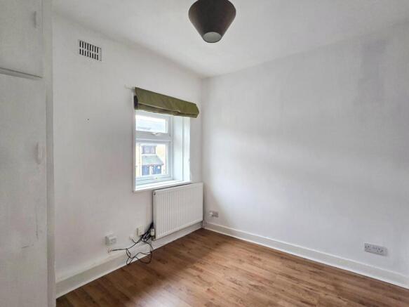 2 bed Terraced for sale Image 7