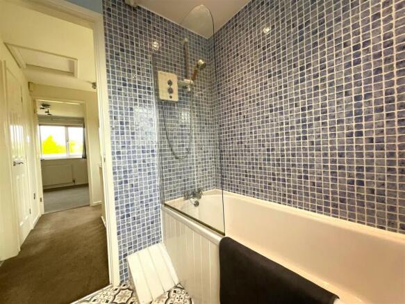 bath1.jpg