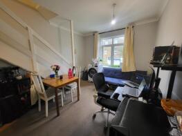 Flat 2, 124, Gordon Road, West Ealing W13 8PJ