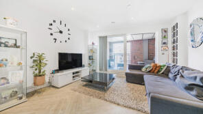 8, Herringbone Apartments, Courthouse Way, London SW18 4PF