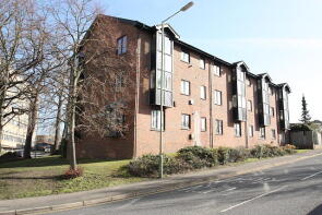 2, Somerset House, Oriental Road, Woking GU22 7BG
