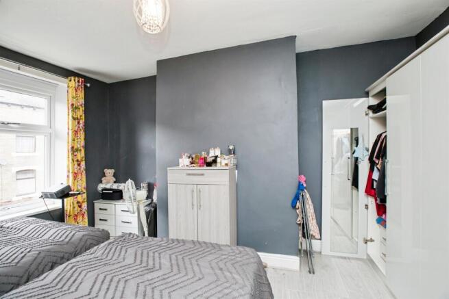 2 bed Terraced for sale Image 9