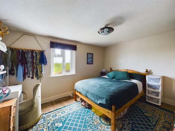CAM02541G0-PR0101-STILL009.jpg
