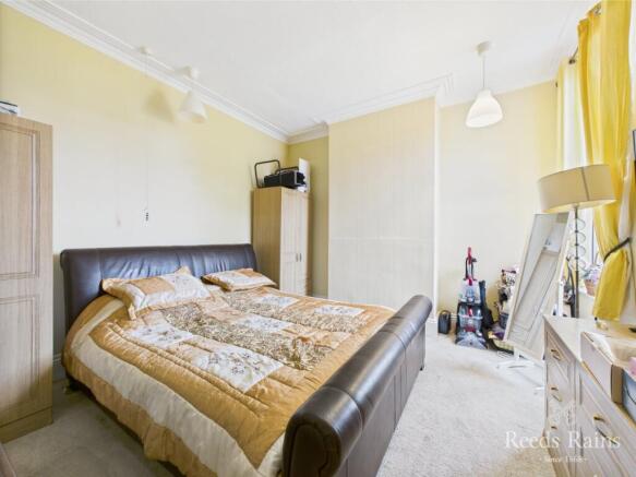 2 bed Apartment for sale Image 5
