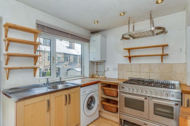 3 bed Terraced for sale Image 7