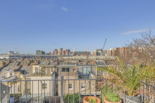 Eden_Harper_-_Wandsworth_Road_London__SW8_2LA_13.J