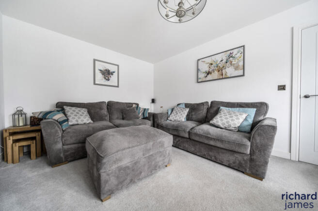 ac15e2db70984b20b6646a5c543b50e7