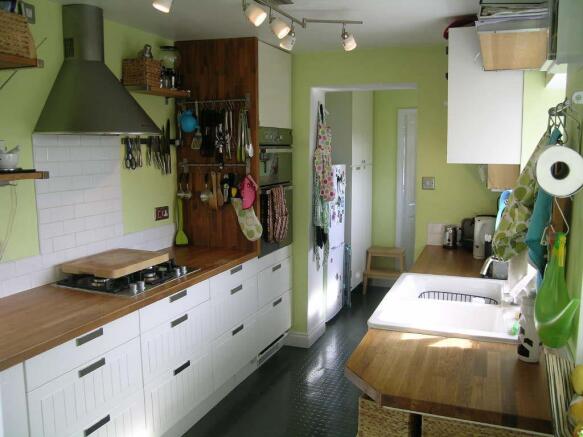 Photo 8