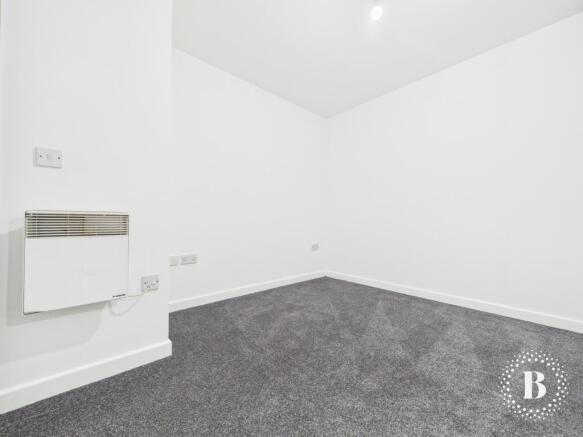 1 bed Apartment to rent Image 5