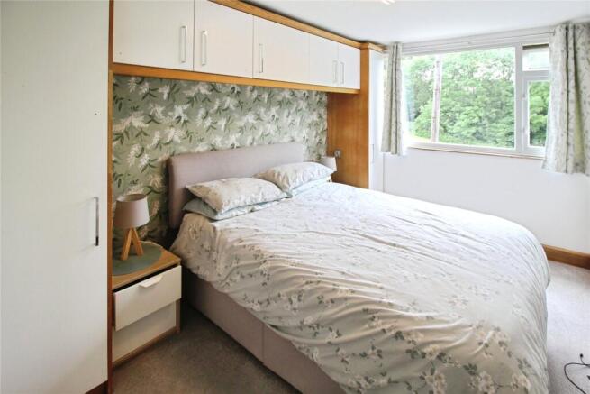 3 bed Semi-Detached for sale Image 8