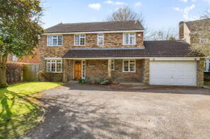 Pamber View, Winston Avenue, Tadley RG26 3NN