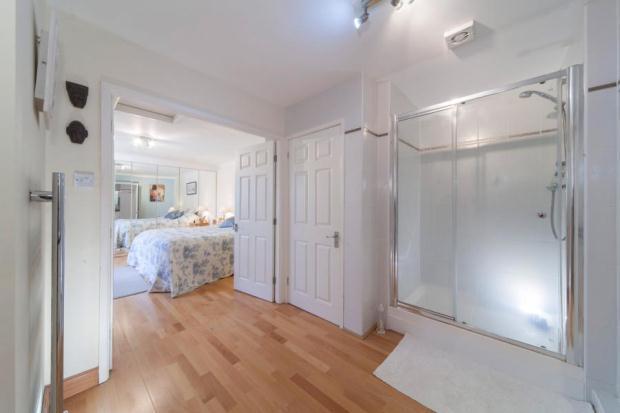 Ensuite