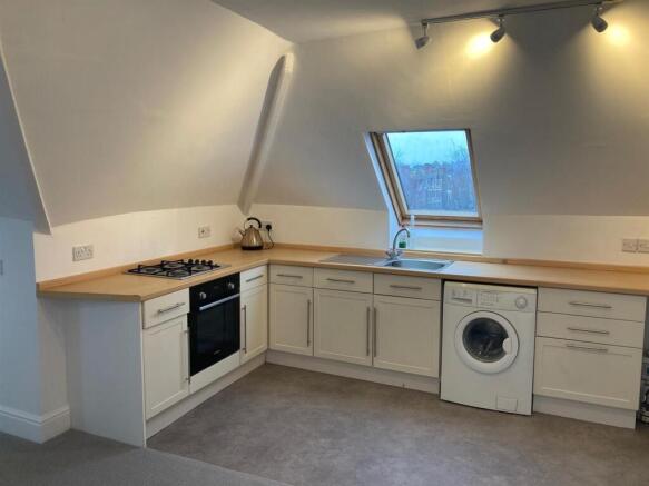 kitchen 1.jpg