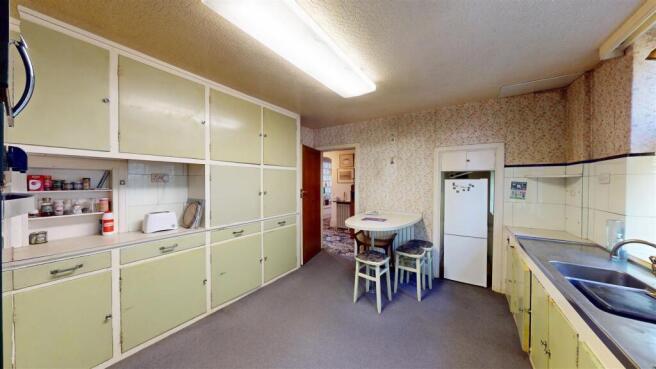 3 bed Detached for sale Image 5