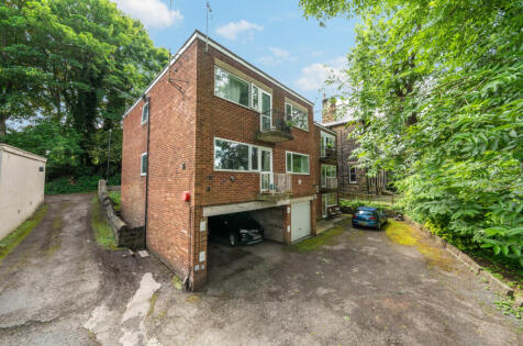 Hollin Court, Hollin Lane, Weetwood, Leeds, LS16