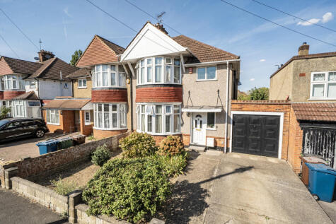 Manor Way, Harrow