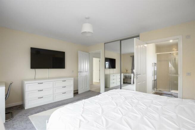 55 Hilton Road19.jpg
