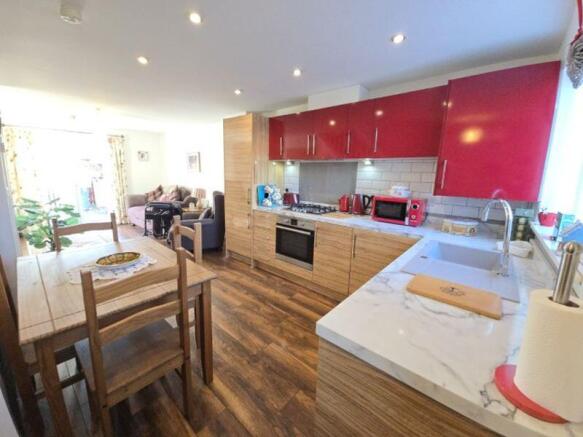 Open Plan Kitchen / Diner / Lounge 