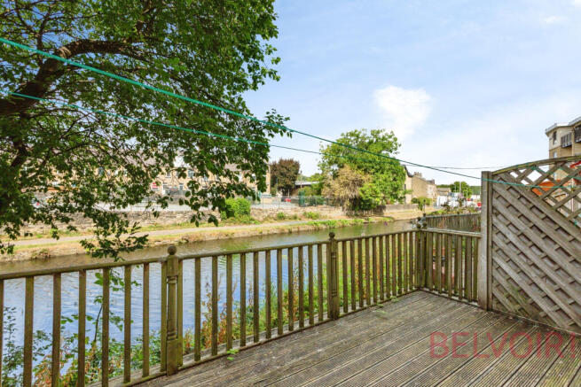 4 bed Town House for sale Image 10
