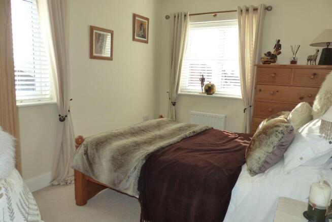 Photo 12