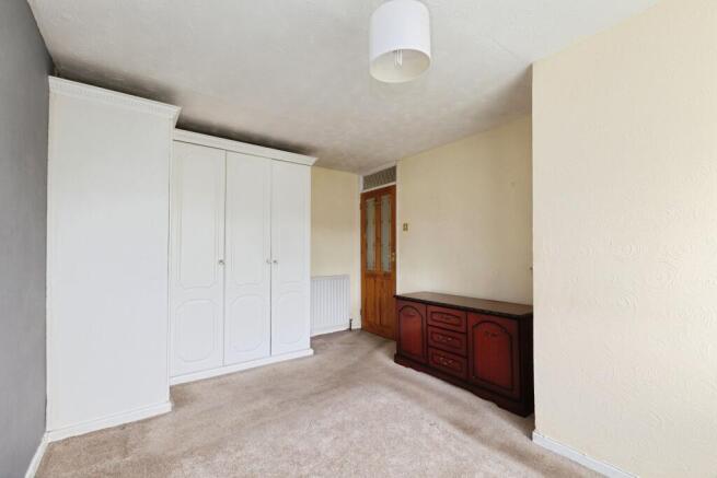 3 bed Terraced for sale Image 11