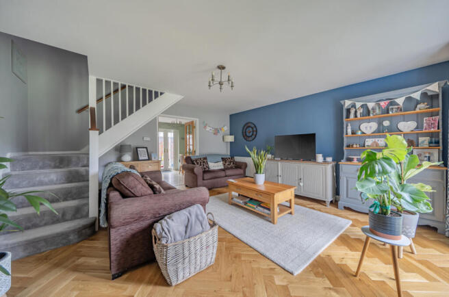 1396609-19-695fdd...