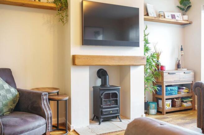 3 bed Semi-Detached for sale Image 7