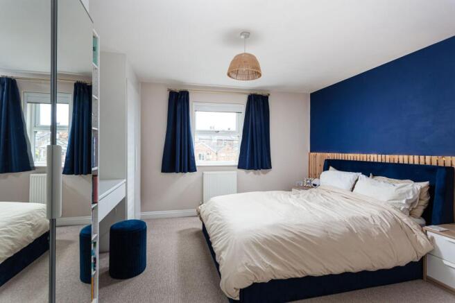 3 bed Town House for sale Image 10