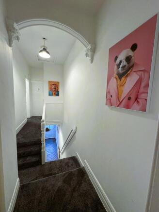 1 bed House Share to rent Image 12
