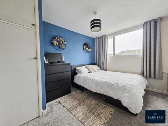 3 bed Semi-Detached for sale Image 11