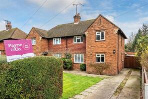 10, Bakers Mead, Godstone RH9 8AU