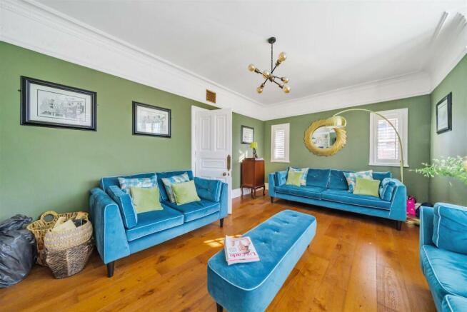 Vale House, Phippsville