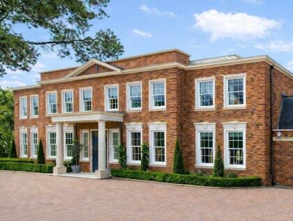 Rodona Road, St George's Hill, Weybridge, Surrey, KT13