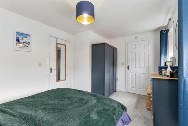 3 bed Detached for sale Image 10