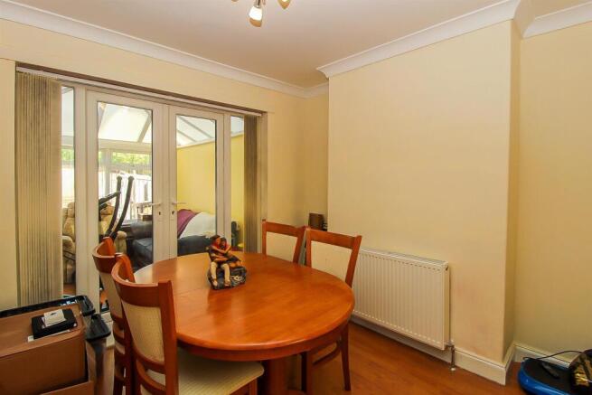 3 bed Semi-Detached for sale Image 4