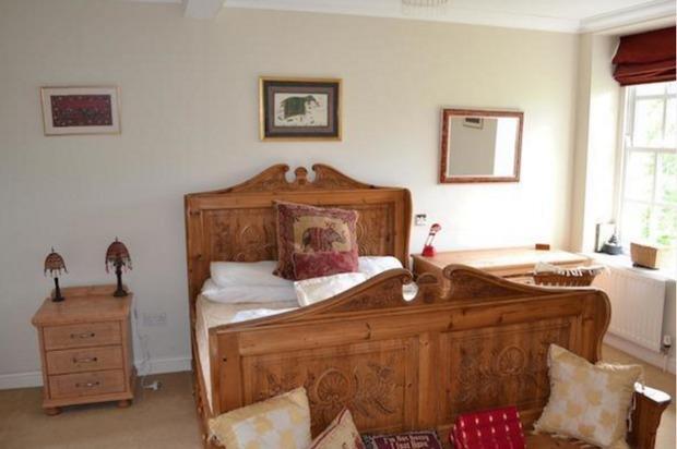 Photo 11