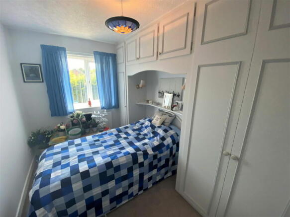 Photo 11