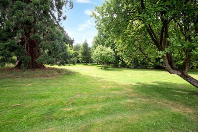 Communal Grounds