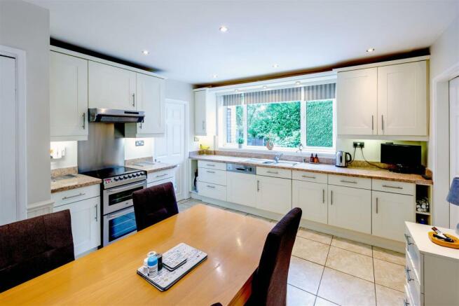 Kitchen 1 STPP7096-Enhanced-NR.jpg