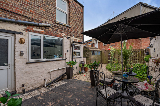4 bed Semi-Detached for sale Image 12