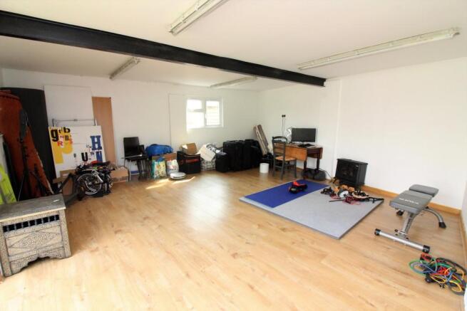 Photo 19